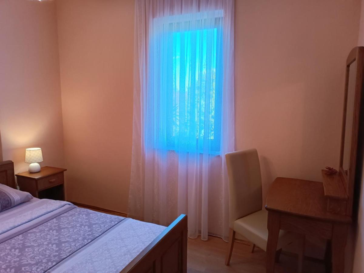 Apartments Ivicek Porec Exterior photo