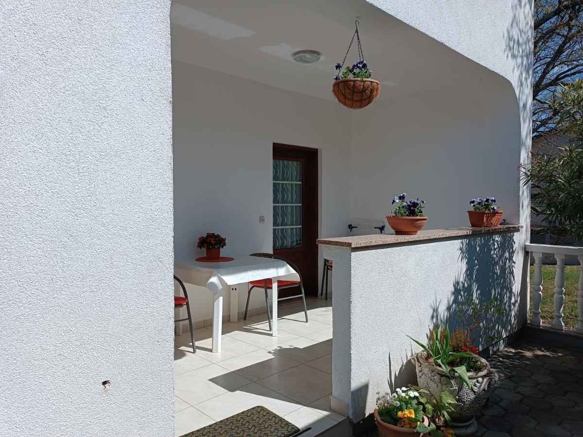 Apartments Ivicek Porec Exterior photo